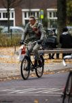 Amsterdam 30 november 2016 
Ursul de Geer op de fiets in Amsterdam