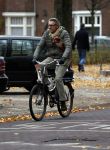 Amsterdam 30 november 2016 
Ursul de Geer op de fiets in Amsterdam