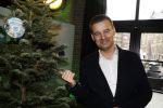 Amsterdam 7 december 2016
Sky radio Christmas tree event met oa Daphne en Emma Deckers Ronald de Boer Gers Pardoel Wilfred Genee Renate Verbaan en Bracha v Doesburgh. Fred v Leer en Manon Meijers zijn de jury. Marlayne Sahupala presenteert het geheel in het college hotel.