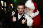 Amsterdam 7 december 2016
Sky radio Christmas tree event met oa Daphne en Emma Deckers Ronald de Boer Gers Pardoel Wilfred Genee Renate Verbaan en Bracha v Doesburgh. Fred v Leer en Manon Meijers zijn de jury. Marlayne Sahupala presenteert het geheel in het college hotel.