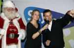 Amsterdam 7 december 2016
Sky radio Christmas tree event met oa Daphne en Emma Deckers Ronald de Boer Gers Pardoel Wilfred Genee Renate Verbaan en Bracha v Doesburgh. Fred v Leer en Manon Meijers zijn de jury. Marlayne Sahupala presenteert het geheel in het college hotel.