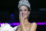 Hilversum 26 september 2016
Finale miss Nederland verkiezing in studio 21. Kim Kotter en Viktor Brand presenteren het. Winares Zoey Ivory