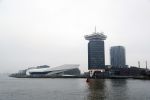 Amsterdam 1 december 2017
Wereld aidsdag met Nicolette Kluijver en Angela Groothuizen.
Ze varen met de pond achter Centraal Station naar de overkant van het IJ. Adam toren en IJ Theater