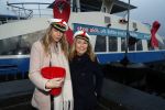 Amsterdam 1 december 2017
Wereld aidsdag met Nicolette Kluijver en Angela Groothuizen.
Ze varen met de pond achter Centraal Station naar de overkant van het IJ