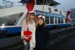 Amsterdam 1 december 2017
Wereld aidsdag met Nicolette Kluijver en Angela Groothuizen.
Ze varen met de pond achter Centraal Station naar de overkant van het IJ