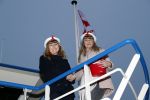 Amsterdam 1 december 2017
Wereld aidsdag met Nicolette Kluijver en Angela Groothuizen.
Ze varen met de pond achter Centraal Station naar de overkant van het IJ
