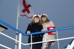 Amsterdam 1 december 2017
Wereld aidsdag met Nicolette Kluijver en Angela Groothuizen.
Ze varen met de pond achter Centraal Station naar de overkant van het IJ