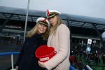 Amsterdam 1 december 2017
Wereld aidsdag met Nicolette Kluijver en Angela Groothuizen.
Ze varen met de pond achter Centraal Station naar de overkant van het IJ