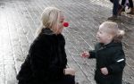 Kaatsheuvel 19 november 2017
Barbie ( Samantha de Jong) in de efteling met haar kinderen en viend Rolf Tangel met zoontje