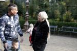 Kaatsheuvel 19 november 2017
Barbie ( Samantha de Jong) in de efteling met haar kinderen en viend Rolf Tangel met zoontje