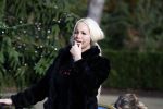 Kaatsheuvel 19 november 2017
Barbie ( Samantha de Jong) in de efteling met haar kinderen en viend Rolf Tangel met zoontje