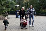 Kaatsheuvel 19 november 2017
Barbie ( Samantha de Jong) in de efteling met haar kinderen en viend Rolf Tangel met zoontje