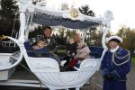 Kaatsheuvel 19 november 2017
Barbie ( Samantha de Jong) in de efteling met haar kinderen en viend Rolf Tangel met zoontje