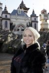 Kaatsheuvel 19 november 2017
Barbie ( Samantha de Jong) in de efteling met haar kinderen en viend Rolf Tangel met zoontje