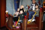 Kaatsheuvel 19 november 2017
Barbie ( Samantha de Jong) in de efteling met haar kinderen en viend Rolf Tangel met zoontje