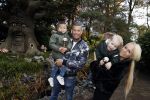 Kaatsheuvel 19 november 2017
Barbie ( Samantha de Jong) in de efteling met haar kinderen en viend Rolf Tangel met zoontje