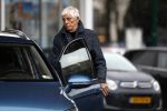 Maarssen 9 december 2017
Berend Boudewijn haalt zijn partrnber Martine Bijl op bij schoonheidssalon.