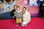 Amsterdam 10 december 2017
Premiere K3 in Tuschinski. Dirk Zeelenberg met vrouw en dochter