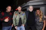 Den Bosch 24 november 2017
Uitreiking cd Michael v d Plas en Bianca. Dj Jean reikt hem uit.