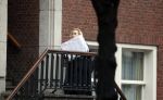 Amsterdam 16 november 2017 
Eva Jinek bij haar huis