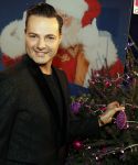 Amsterdam 6 december 2017  
Nicolette Kluijver, Jamai Loman, Fred van Leer, Katja Schuurman, Freek van Noortwijk, Tim Douwsma, Levi van Kempen, Pip Pellens, Mascha Feoktistova, Gregor van Vlierden, Kees Tol, Toprak Yalciner, Esmee van Kempen, Sarah Chronis, Marlijn Weerdenburg, Vajen van den Bosch, Tommie Christiaan en Sanne Vogel tijdens Sky Radio Christmas Tree For Charity in het studenthotel.