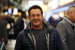 Schiphol 19 november 2017
Gordon vertrekt vanaf schiphol naar Kaapstad om daar te trouwen voor zijn tv progamma 