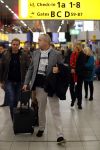 Schiphol 19 november 2017
Gordon vertrekt vanaf schiphol naar Kaapstad om daar te trouwen voor zijn tv progamma 