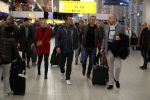 Schiphol 19 november 2017
Gordon vertrekt vanaf schiphol naar Kaapstad om daar te trouwen voor zijn tv progamma 