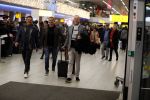 Schiphol 19 november 2017
Gordon vertrekt vanaf schiphol naar Kaapstad om daar te trouwen voor zijn tv progamma 