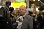 Schiphol 19 november 2017
Gordon vertrekt vanaf schiphol naar Kaapstad om daar te trouwen voor zijn tv progamma 