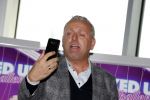 Amsterdam 12 december 2017
Presentatie All Mixed upthe challenge  tbv stichting Alzheimer
Aanwezig Gordon Jurgen Raymann Tineke Schouten Sipke Jan Bousema en Bergit Lewis