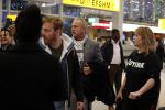 Schiphol 19 november 2017
Gordon vertrekt vanaf schiphol naar Kaapstad om daar te trouwen voor zijn tv progamma 
