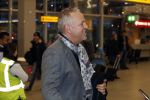 Schiphol 19 november 2017
Gordon vertrekt vanaf schiphol naar Kaapstad om daar te trouwen voor zijn tv progamma 