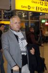 Schiphol 19 november 2017
Gordon vertrekt vanaf schiphol naar Kaapstad om daar te trouwen voor zijn tv progamma 