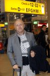 Schiphol 19 november 2017
Gordon vertrekt vanaf schiphol naar Kaapstad om daar te trouwen voor zijn tv progamma 