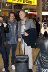 Schiphol 19 november 2017
Gordon vertrekt vanaf schiphol naar Kaapstad om daar te trouwen voor zijn tv progamma 