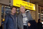Schiphol 19 november 2017
Gordon vertrekt vanaf schiphol naar Kaapstad om daar te trouwen voor zijn tv progamma 