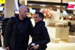 Schiphol 19 november 2017
Gordon vertrekt vanaf schiphol naar Kaapstad om daar te trouwen voor zijn tv progamma 