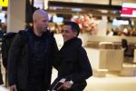 Schiphol 19 november 2017
Gordon vertrekt vanaf schiphol naar Kaapstad om daar te trouwen voor zijn tv progamma 