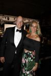 Amsterdam 7 december 2017
Luxury fair in de RAI. Jeroen Kreeft met zijn vrouw voor zijn porsche GT