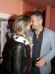 Amsterdam 14 november 2017
Presentatie Linda Man met Linda de Mol en Johnny de Mol in de bijlmerbajes. Johnny met zijn zwangere vriendin Anouk v Schie