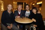 Utrecht 12 december 2017
Premiere Hendrik Groen in schouwburg Utrecht.
De cast bestaat uit Beau Schneider, Mike Weerts, Plien van Bennekom/Cynthia Abma, Myrthe Burger, Rufus Hegeman, Britte Lagcher. Kees Hulst Andre v Duin Olga Zuiderhoek en Tim oliehoek