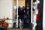 Maarssen 9 december 2017
Berend Boudewijn haalt zijn partrnber Martine Bijl op bij schoonheidssalon.
