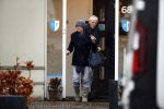 Maarssen 9 december 2017
Berend Boudewijn haalt zijn partrnber Martine Bijl op bij schoonheidssalon.
