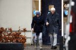 Maarssen 9 december 2017
Berend Boudewijn haalt zijn partrnber Martine Bijl op bij schoonheidssalon.
