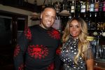 Den Bosch 24 november 2017
Uitreiking cd Michael v d Plas en Bianca. Dj Jean reikt hem uit.