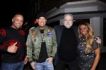 Den Bosch 24 november 2017
Uitreiking cd Michael v d Plas en Bianca. Dj Jean reikt hem uit.
