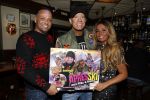 Den Bosch 24 november 2017
Uitreiking cd Michael v d Plas en Bianca. Dj Jean reikt hem uit.