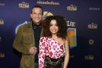 Amsterdam 3 december 2017
Premiere Familie Slim in Tuschinski.
Najib Amhali met Precious Bostelaar