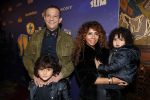 Amsterdam 3 december 2017
Premiere Familie Slim in Tuschinski.
Najib Amhali met zijn vrouw Niama en hun kinderen